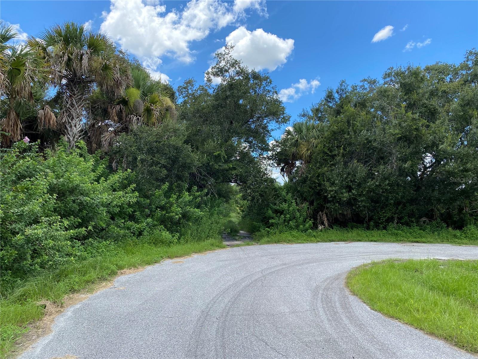 PORT CHARLOTTE SUB 25 - Land