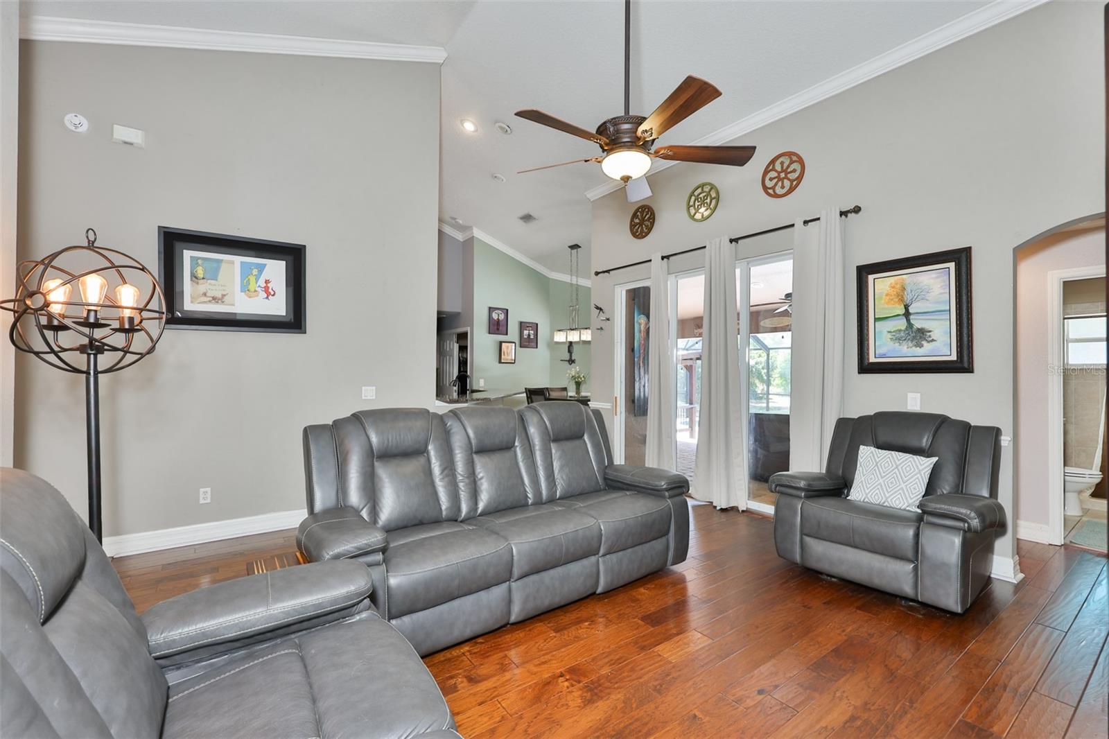 SUNDANCE UNIT 4 - Residential