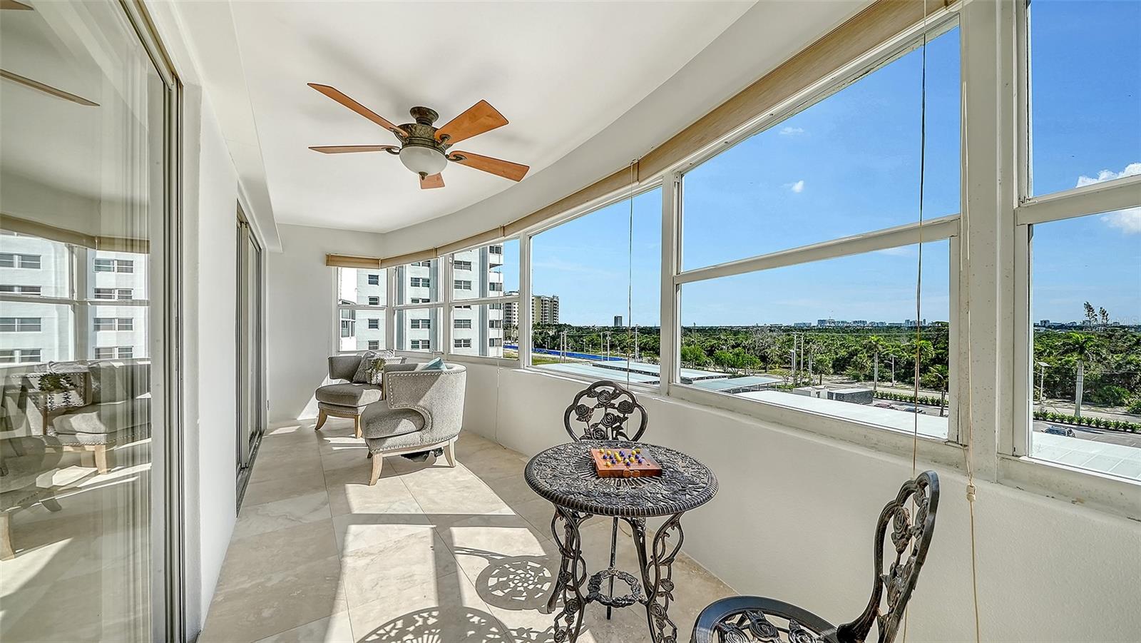 KEY TOWER SOUTH - Residential