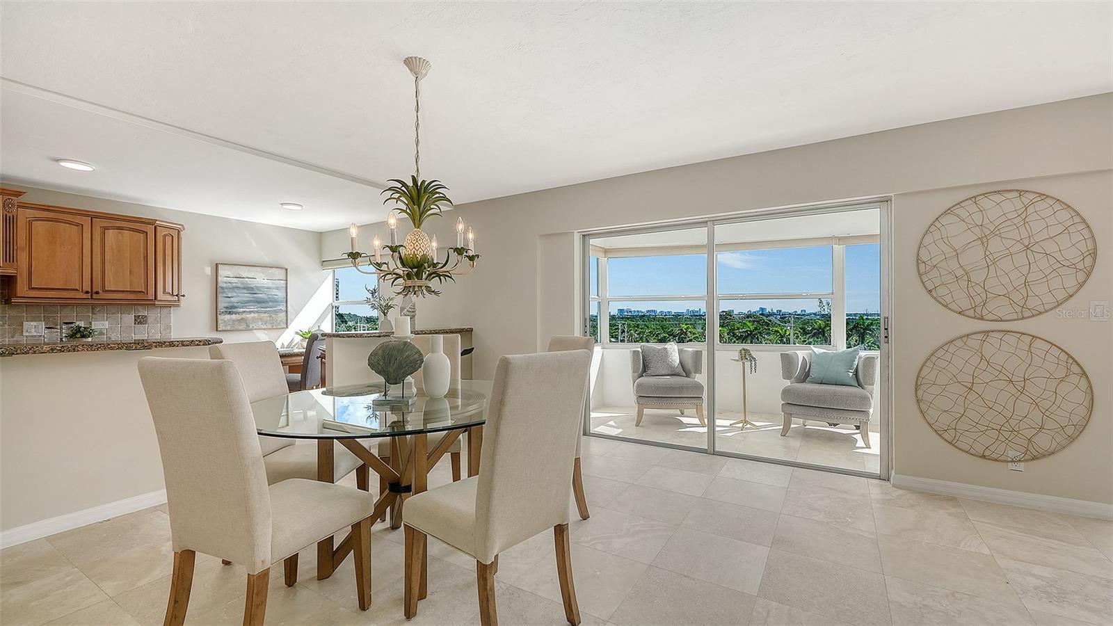 KEY TOWER SOUTH - Residential