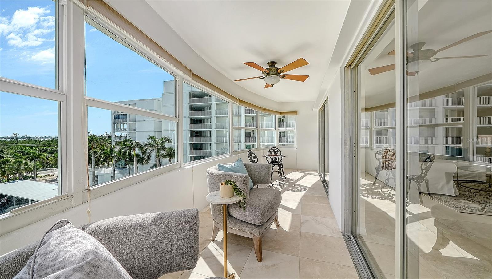KEY TOWER SOUTH - Residential
