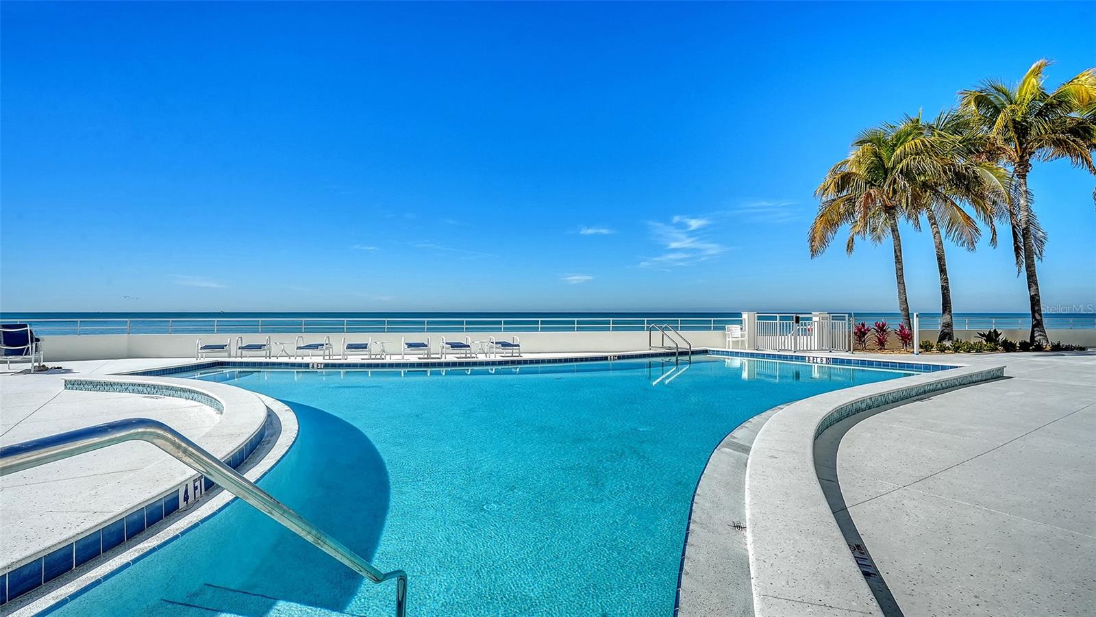 KEY TOWER SOUTH - Residential