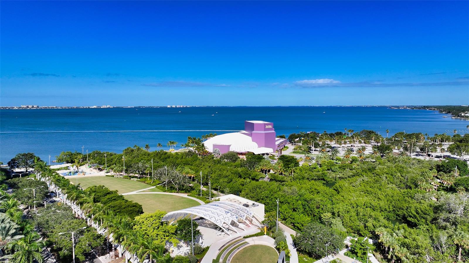 KEY TOWER SOUTH - Residential