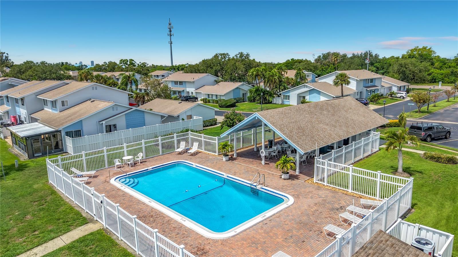 MARINERS PASS - Residential
