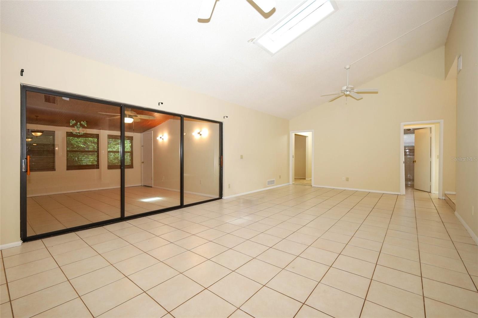 ERROL ESTATE - Residential