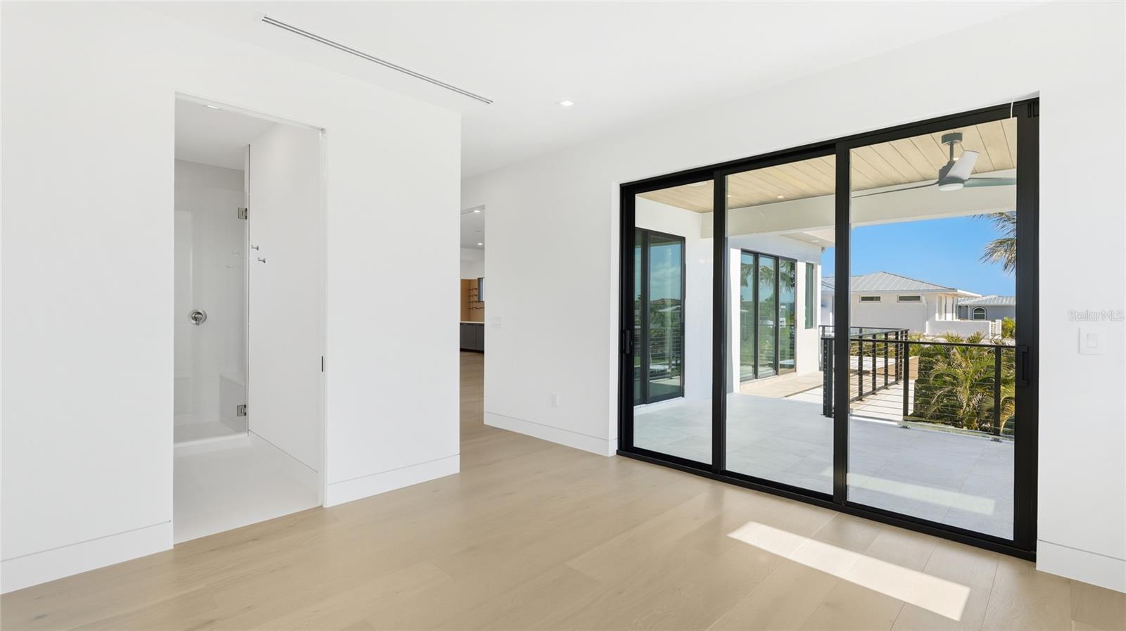 COUNTRY CLUB SHORES SEC 02 - Residential