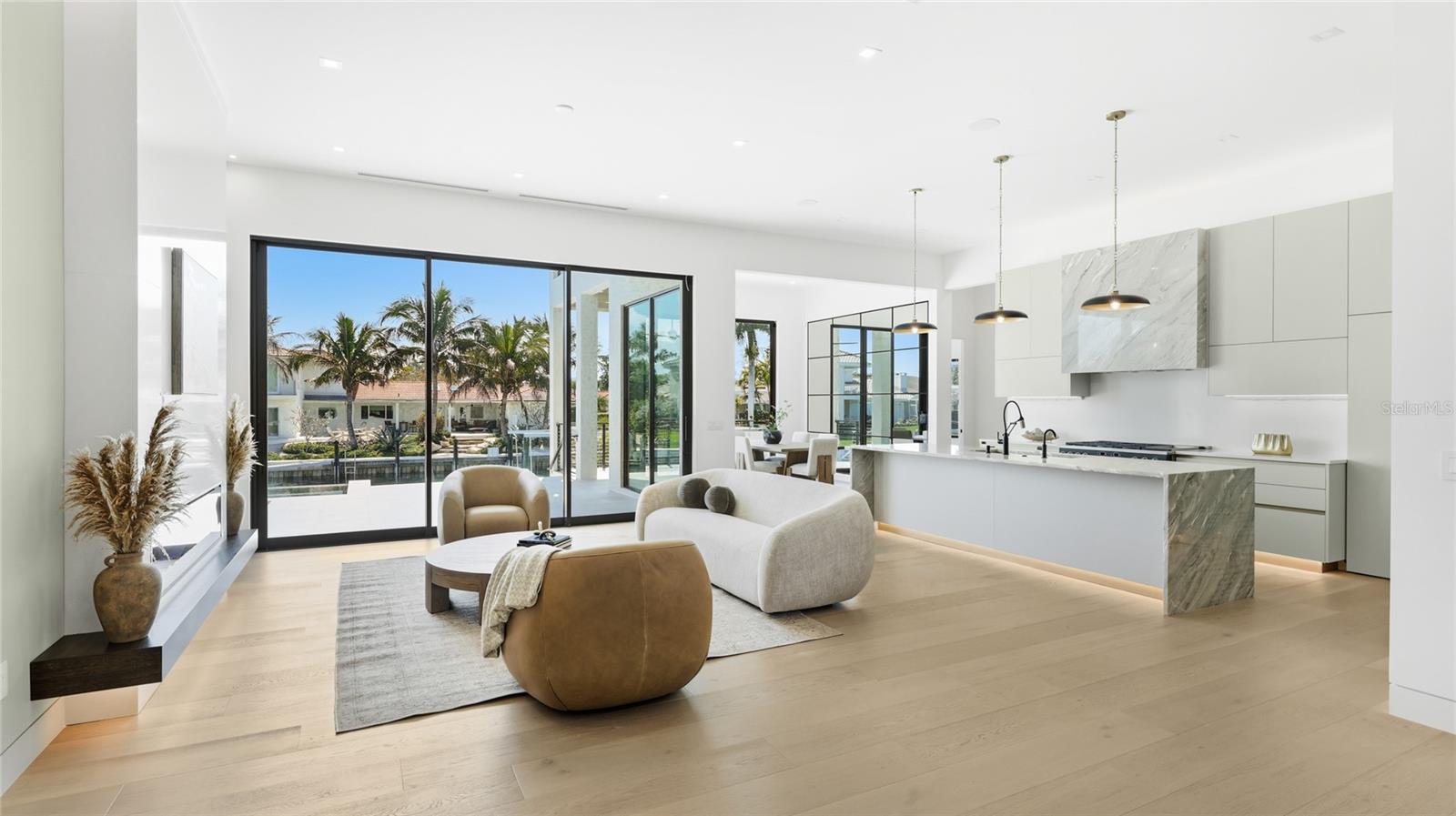 COUNTRY CLUB SHORES SEC 02 - Residential
