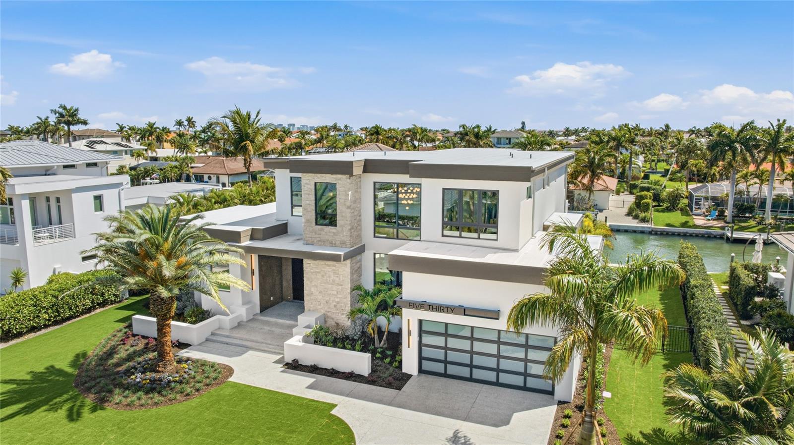 COUNTRY CLUB SHORES SEC 02 - Residential