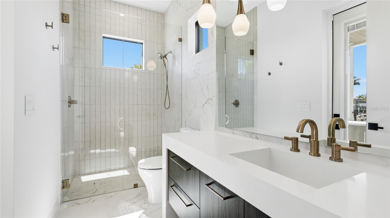 COUNTRY CLUB SHORES SEC 02 - Residential