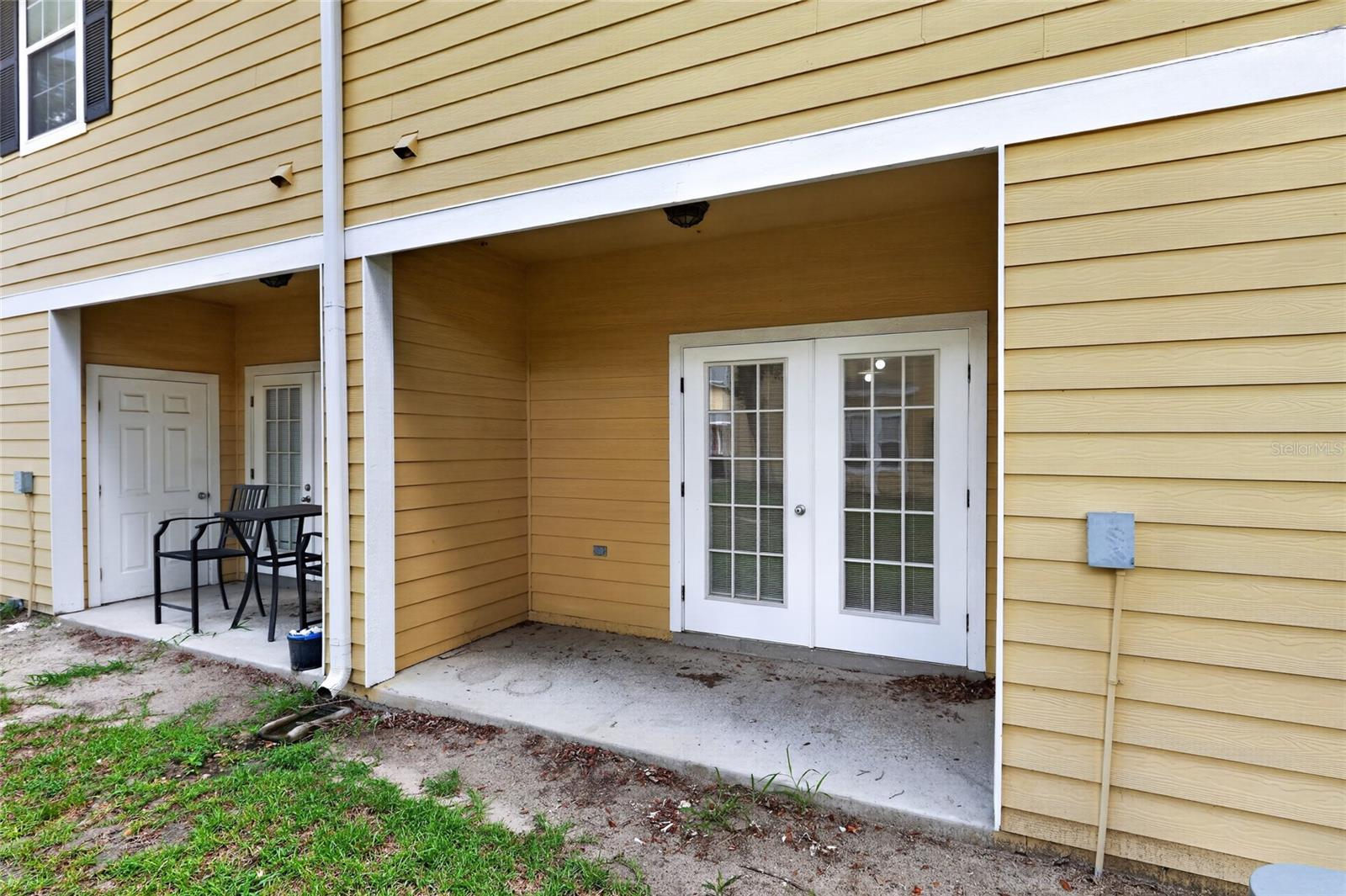 WOODS EDGE CONDO - Residential