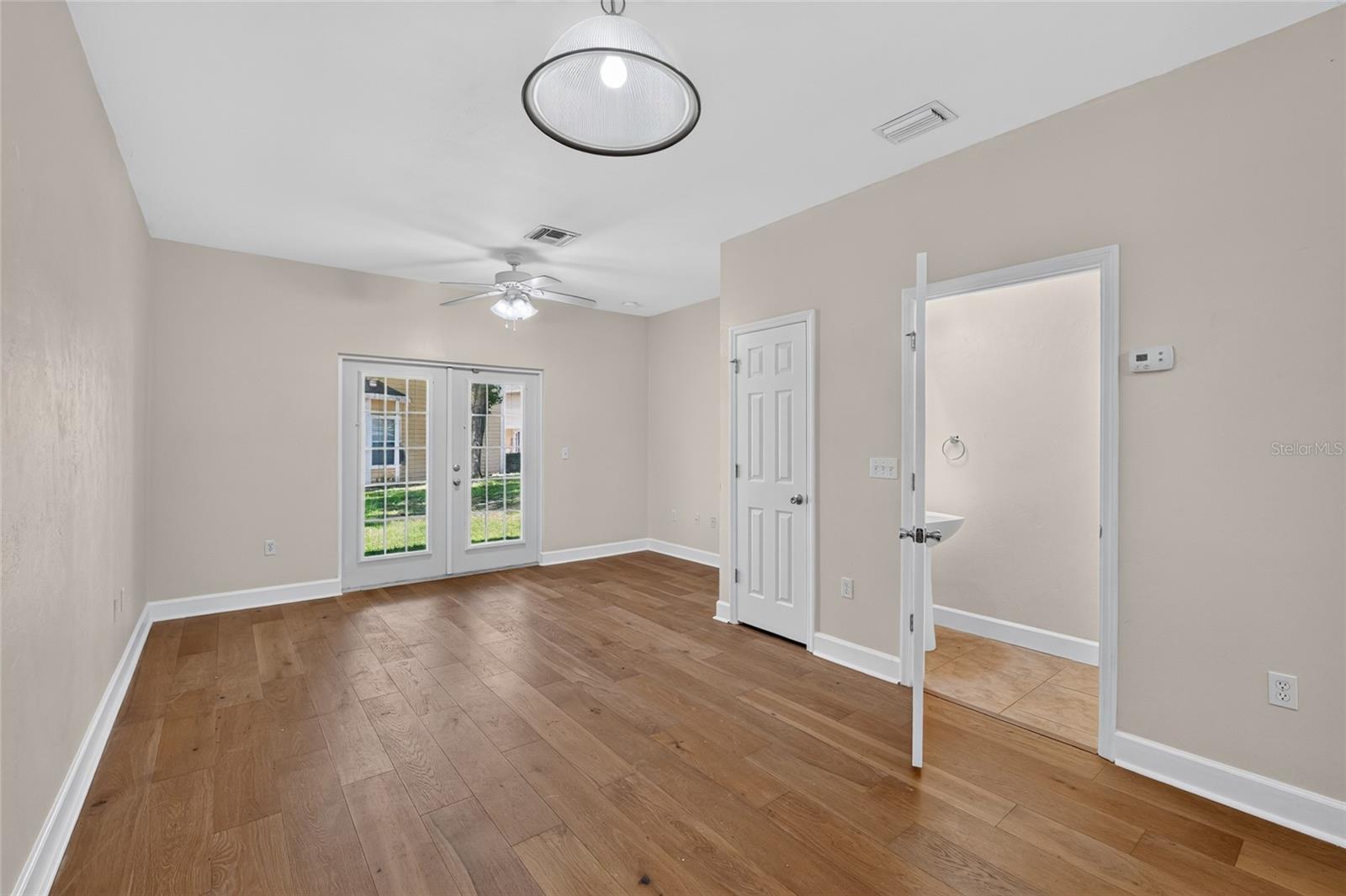 WOODS EDGE CONDO - Residential