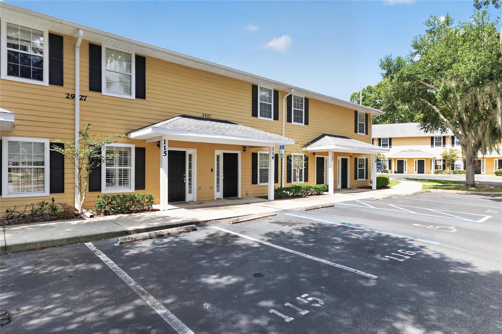 WOODS EDGE CONDO - Residential