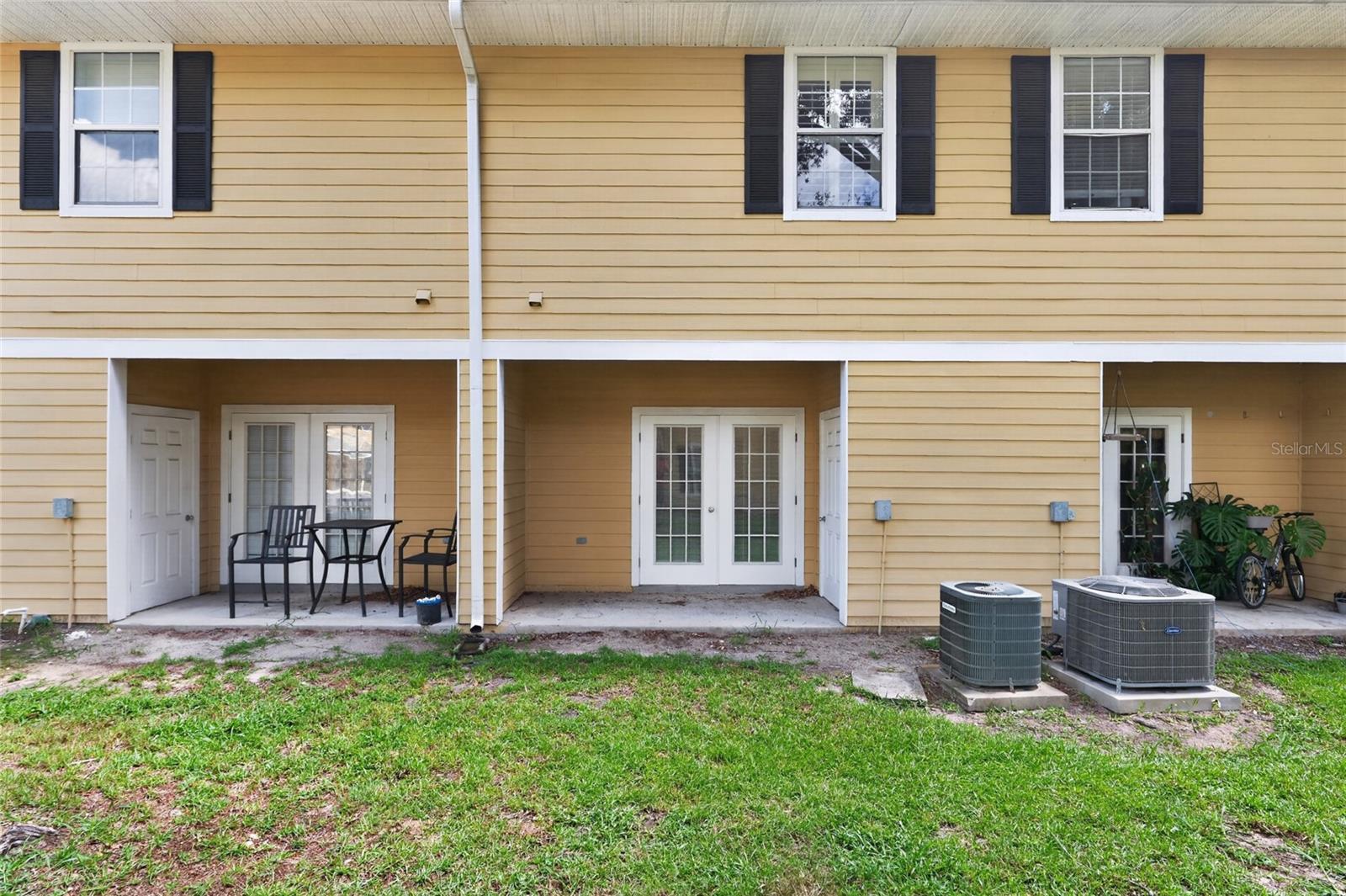 WOODS EDGE CONDO - Residential