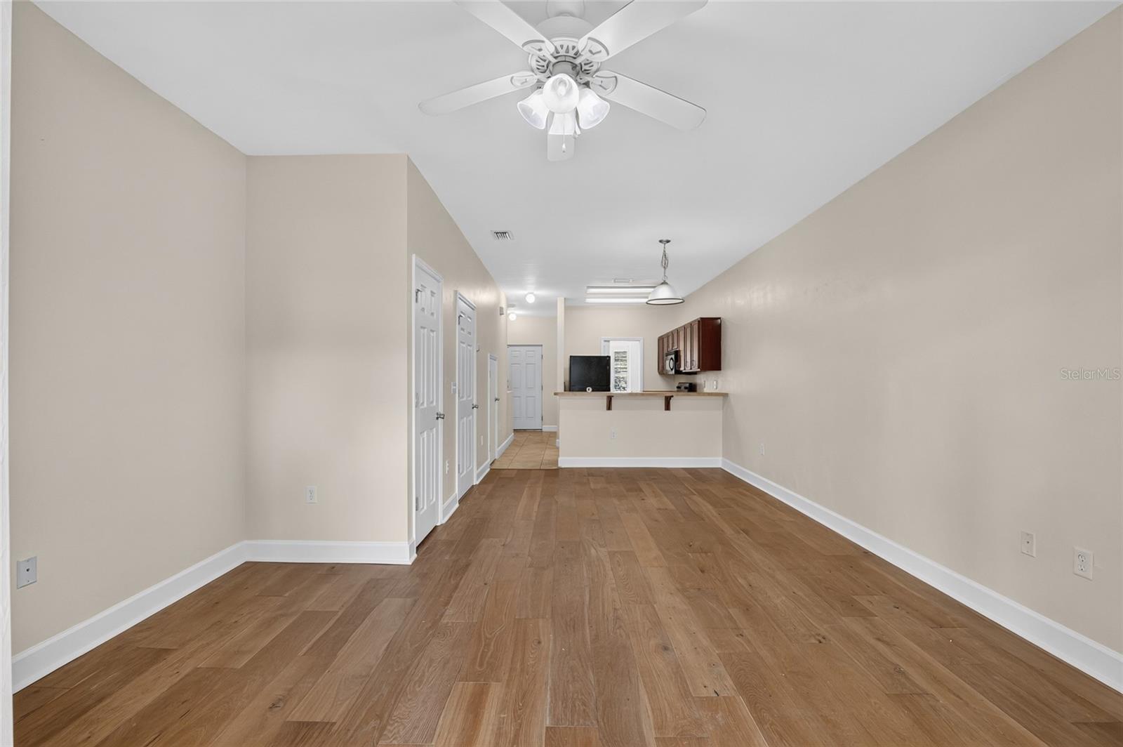 WOODS EDGE CONDO - Residential