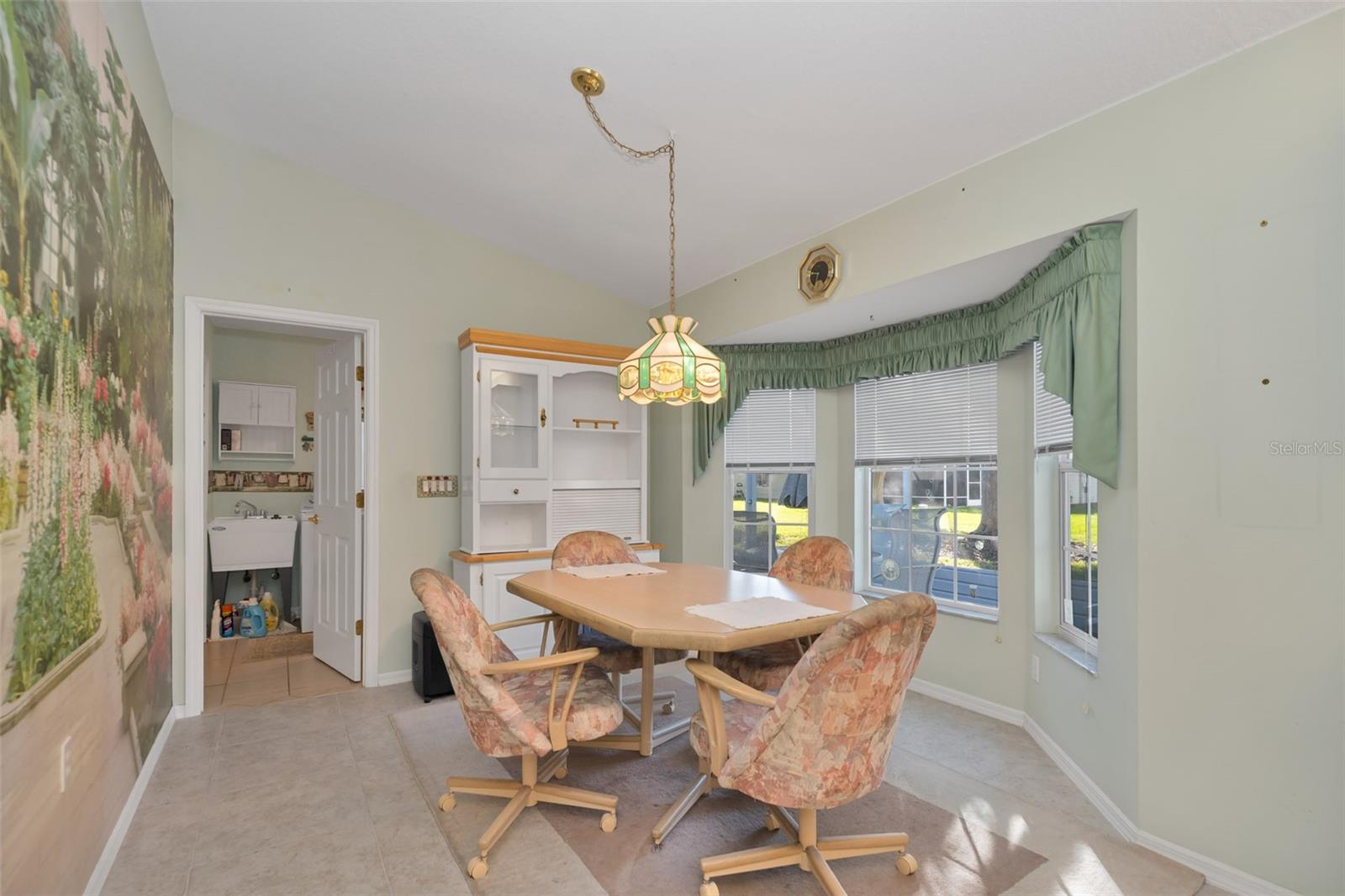 SPRUCE CREEK  COUNTRY GOLF AND COUNTRY CLUB - Residential