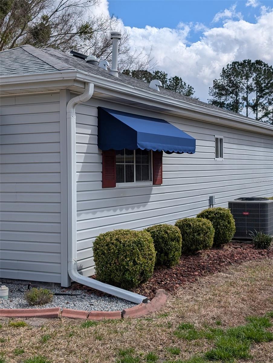 SPRUCE CREEK  COUNTRY GOLF AND COUNTRY CLUB - Residential
