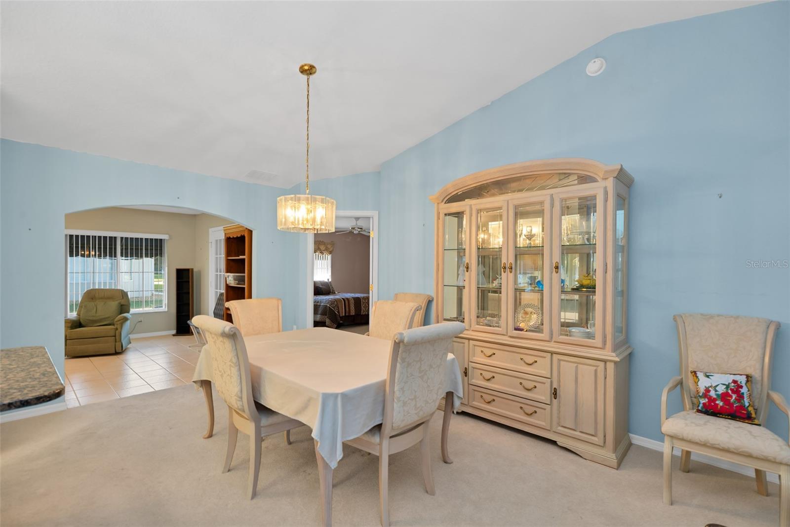 SPRUCE CREEK  COUNTRY GOLF AND COUNTRY CLUB - Residential