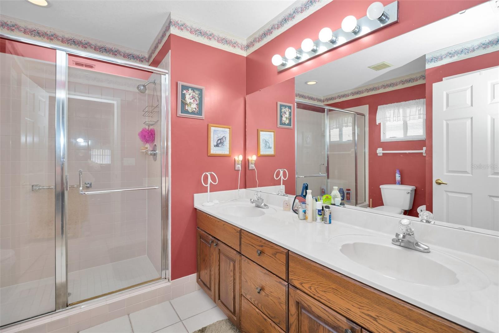 SPRUCE CREEK  COUNTRY GOLF AND COUNTRY CLUB - Residential