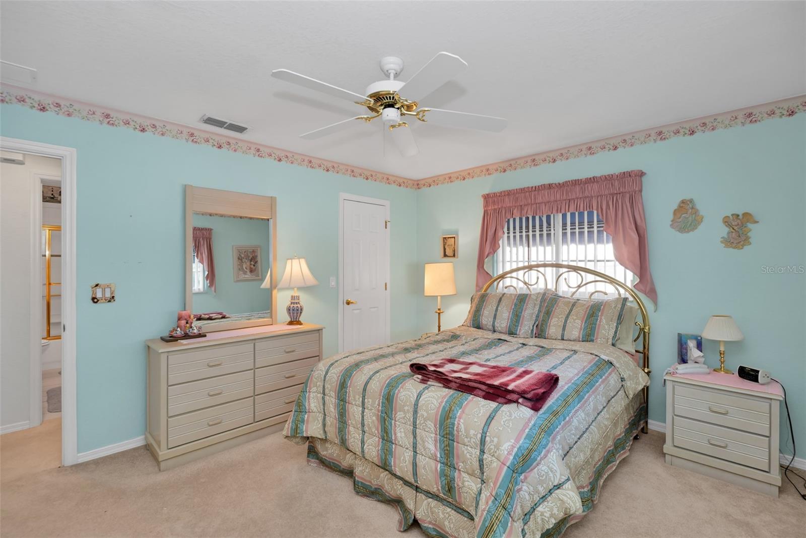 SPRUCE CREEK  COUNTRY GOLF AND COUNTRY CLUB - Residential