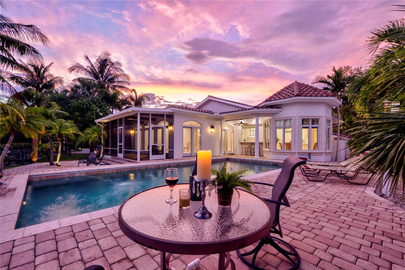 BAY ISLAND SHORES - Residential