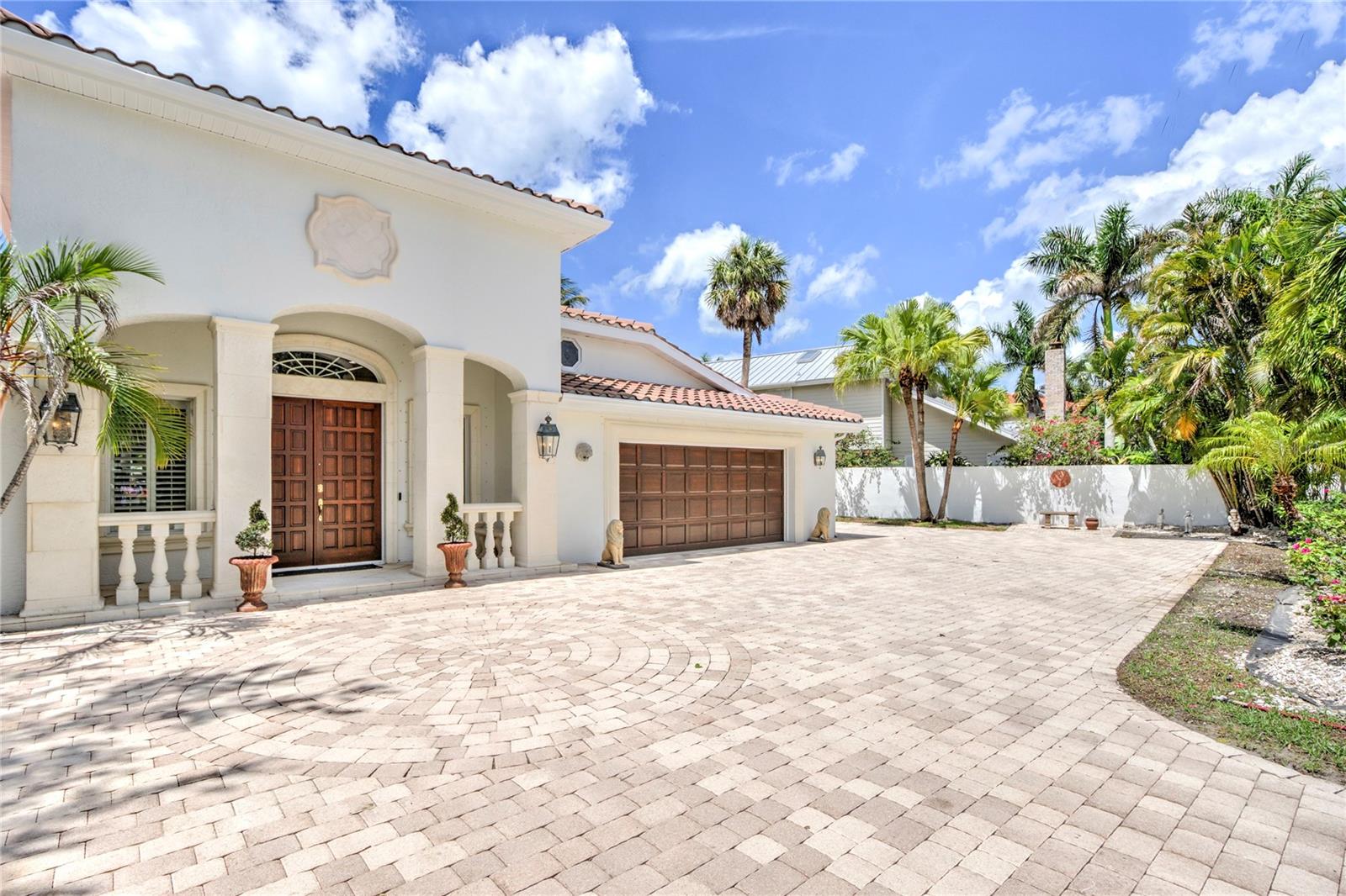 BAY ISLAND SHORES - Residential