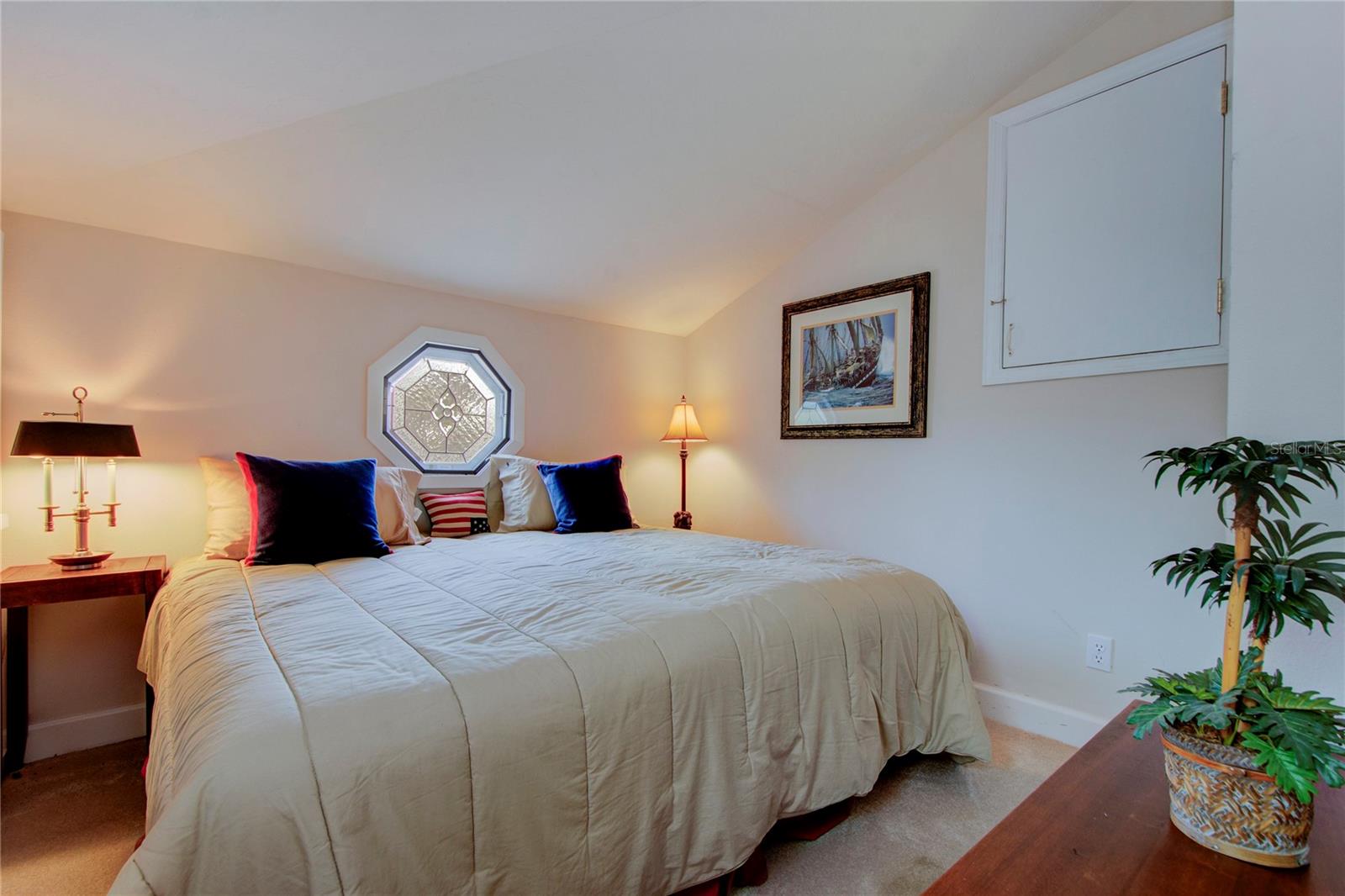 BAY ISLAND SHORES - Residential