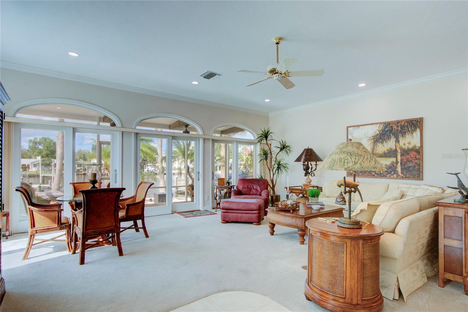 BAY ISLAND SHORES - Residential