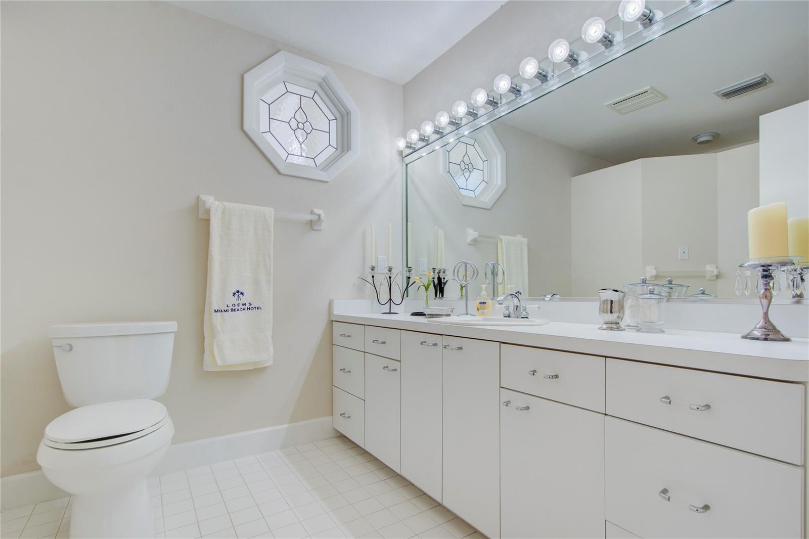 BAY ISLAND SHORES - Residential