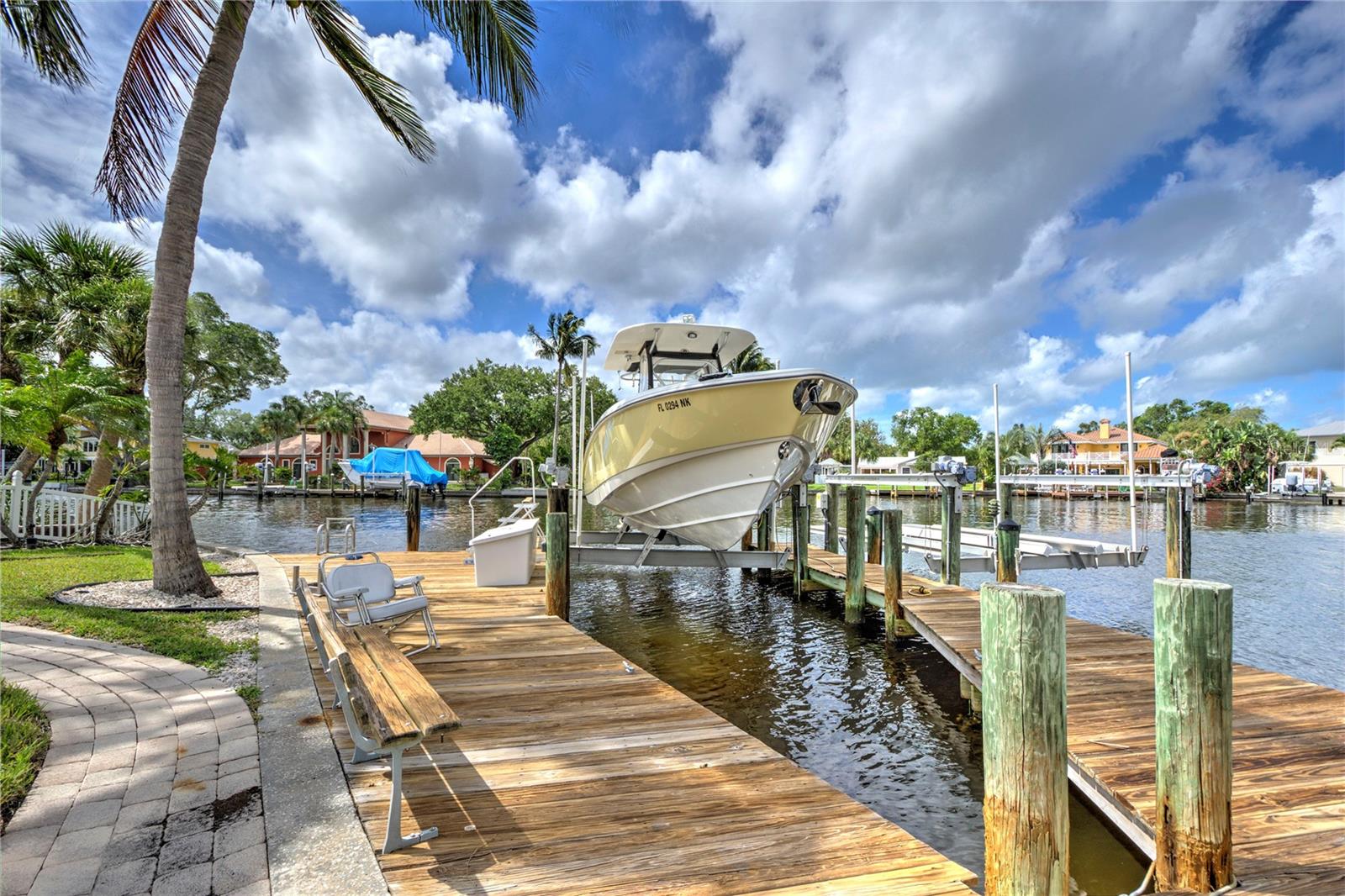 BAY ISLAND SHORES - Residential