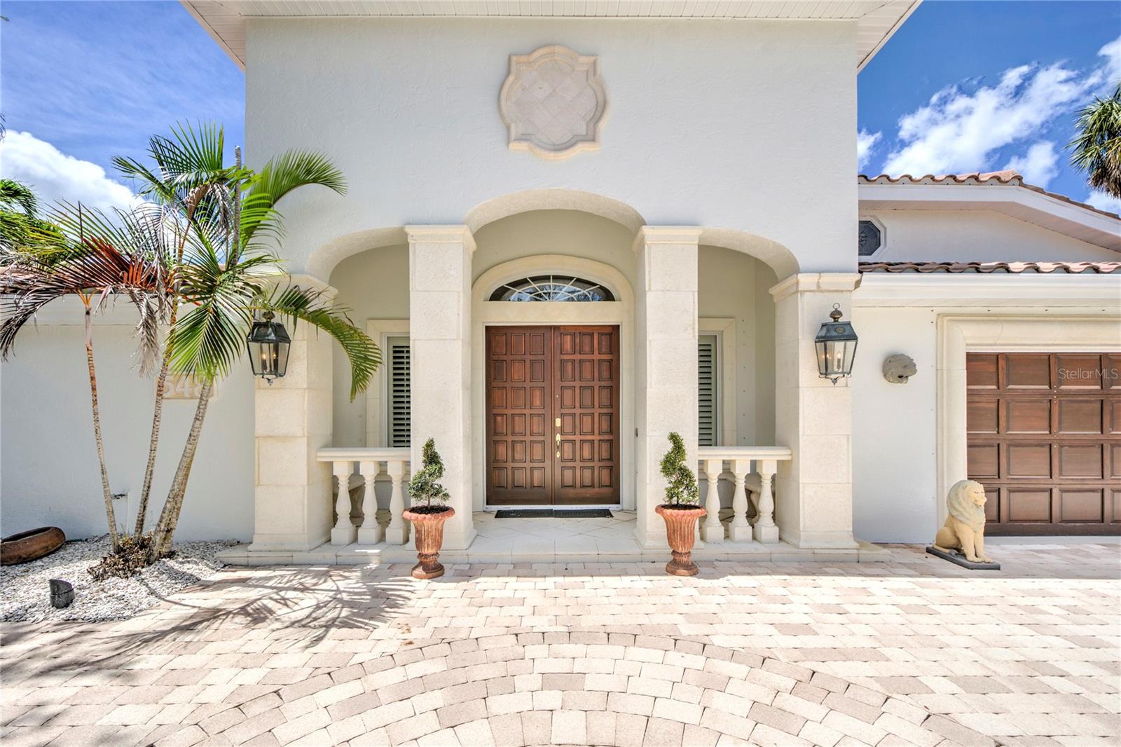 BAY ISLAND SHORES - Residential