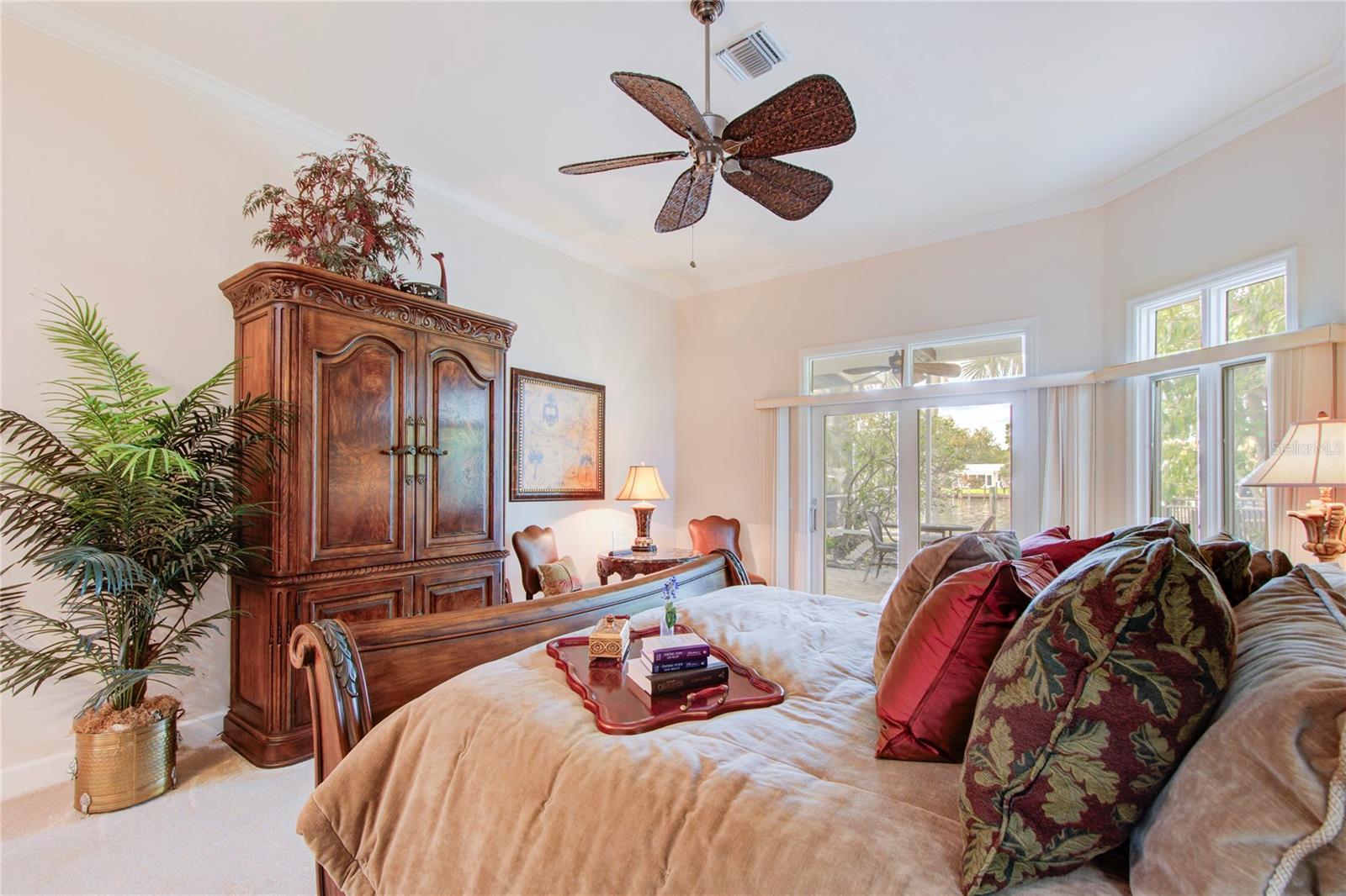 BAY ISLAND SHORES - Residential
