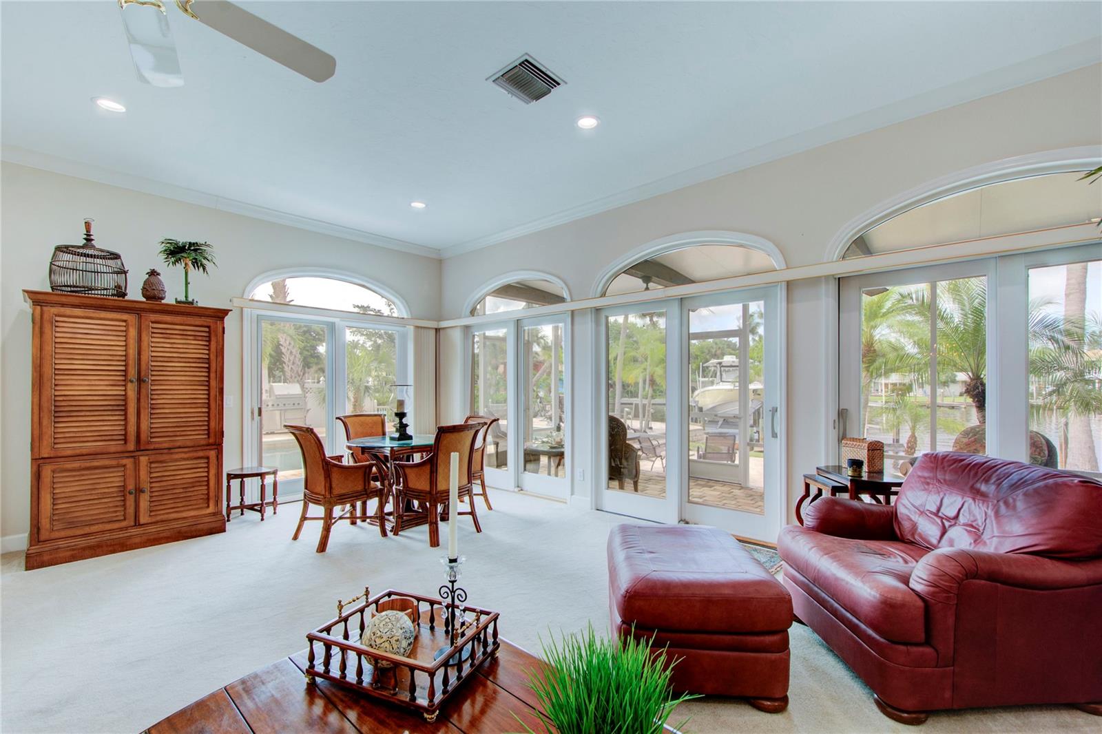 BAY ISLAND SHORES - Residential