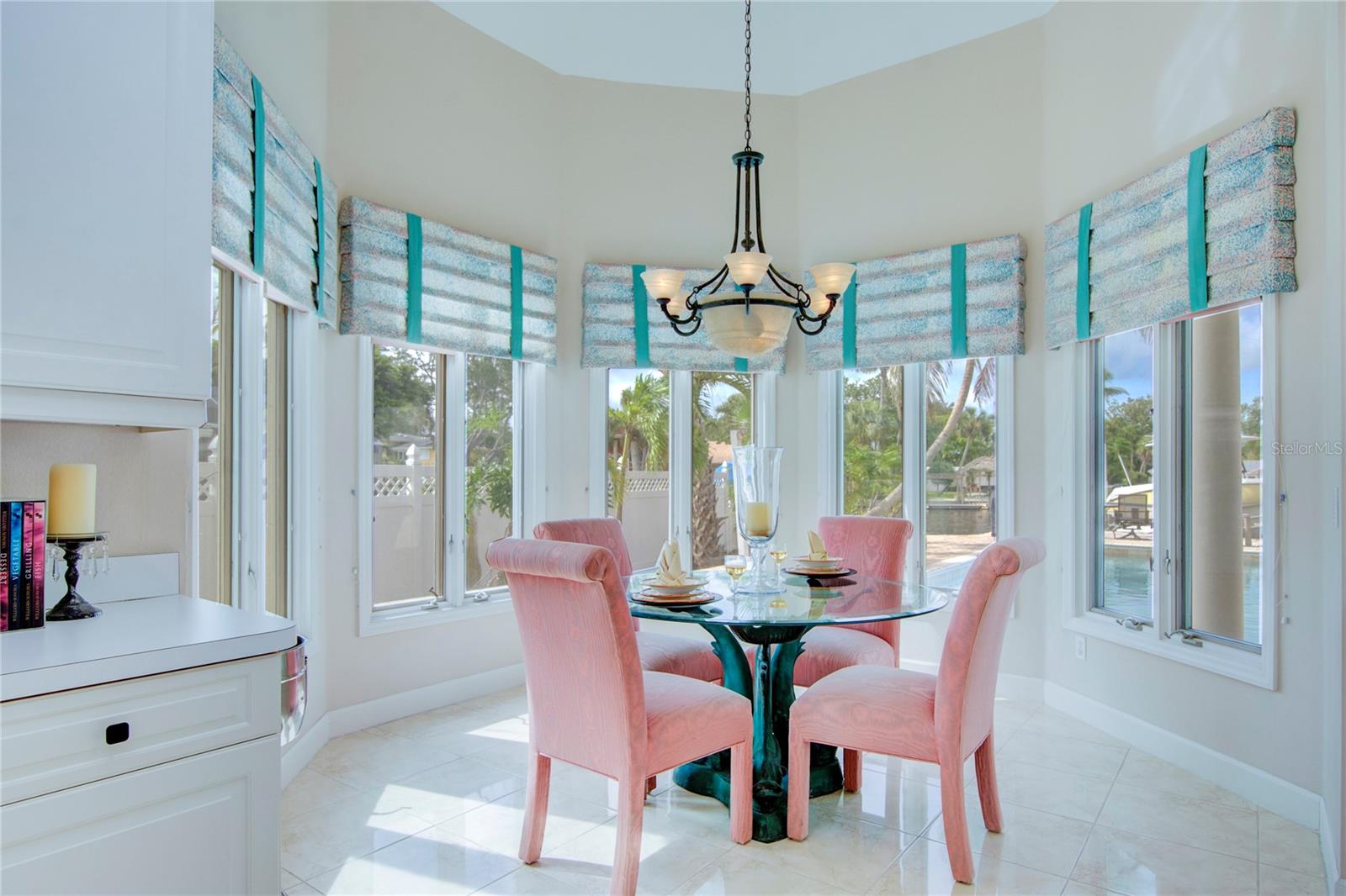 BAY ISLAND SHORES - Residential