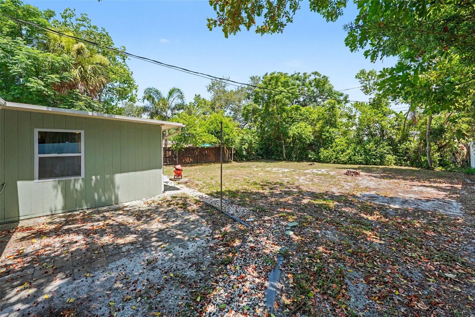 PASADENA ESTATES SEC F - Residential