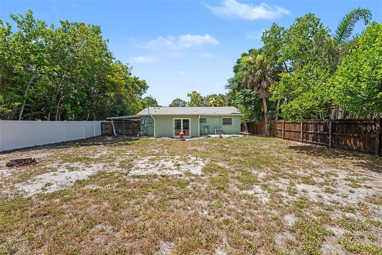 PASADENA ESTATES SEC F - Residential