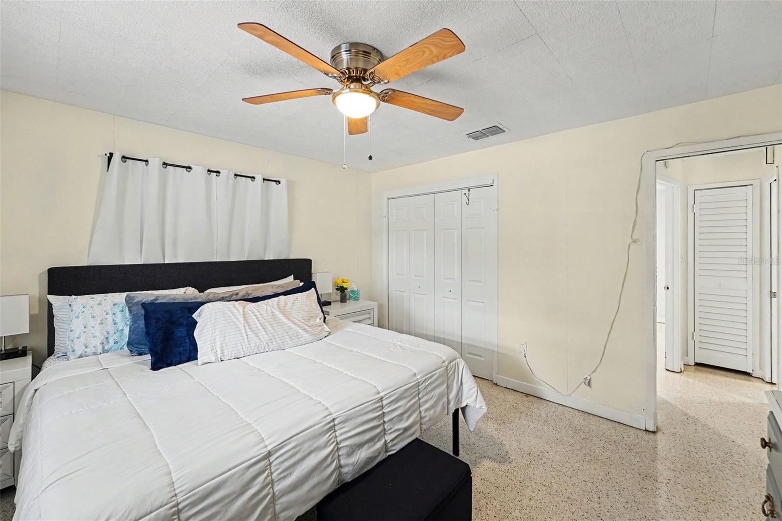 PASADENA ESTATES SEC F - Residential