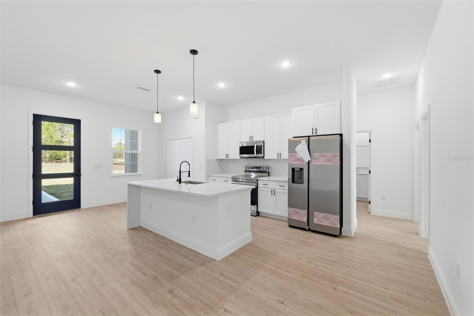 CITRUS SPGS UNIT 22 - Residential Lease