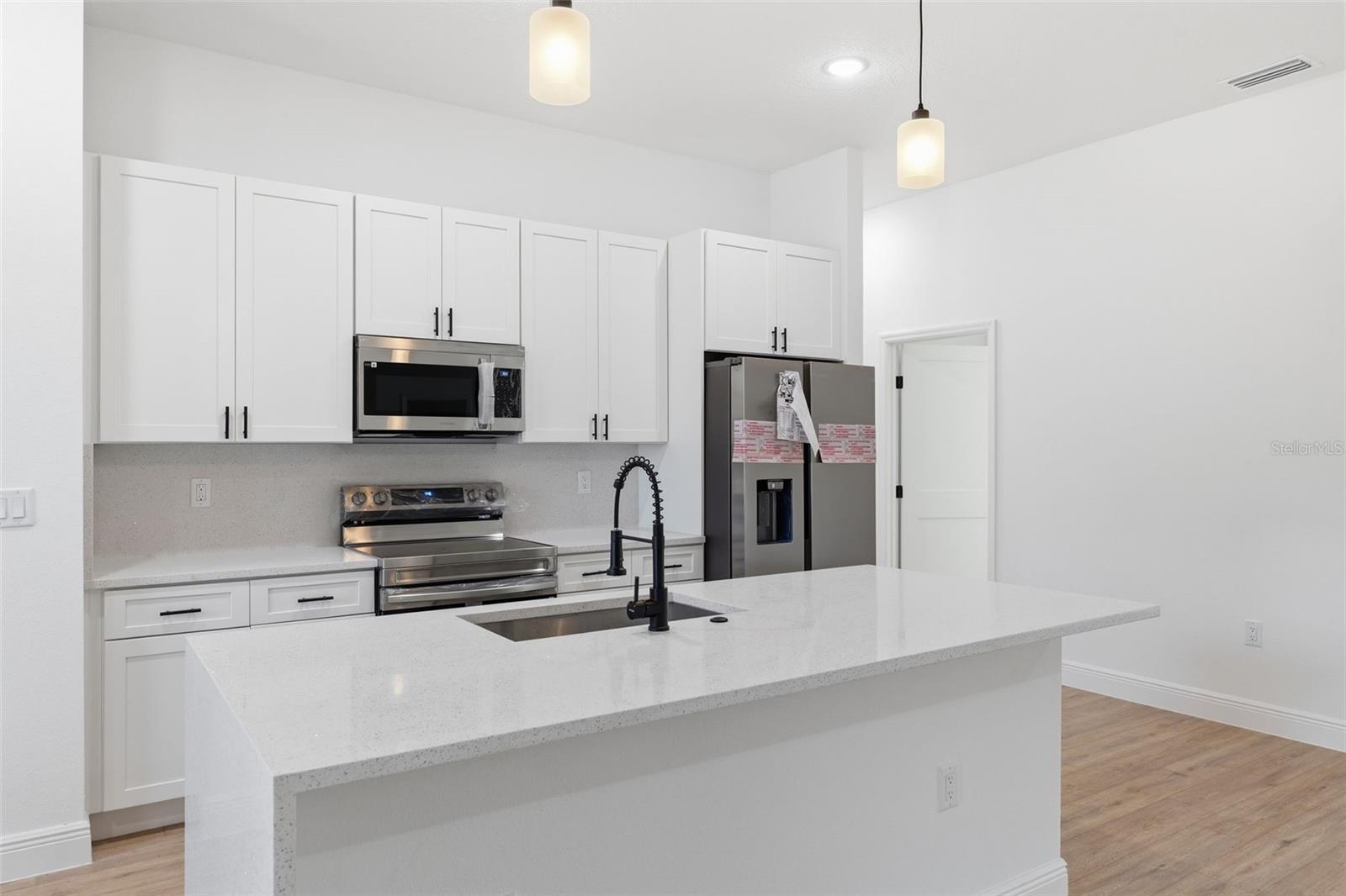 CITRUS SPGS UNIT 22 - Residential Lease