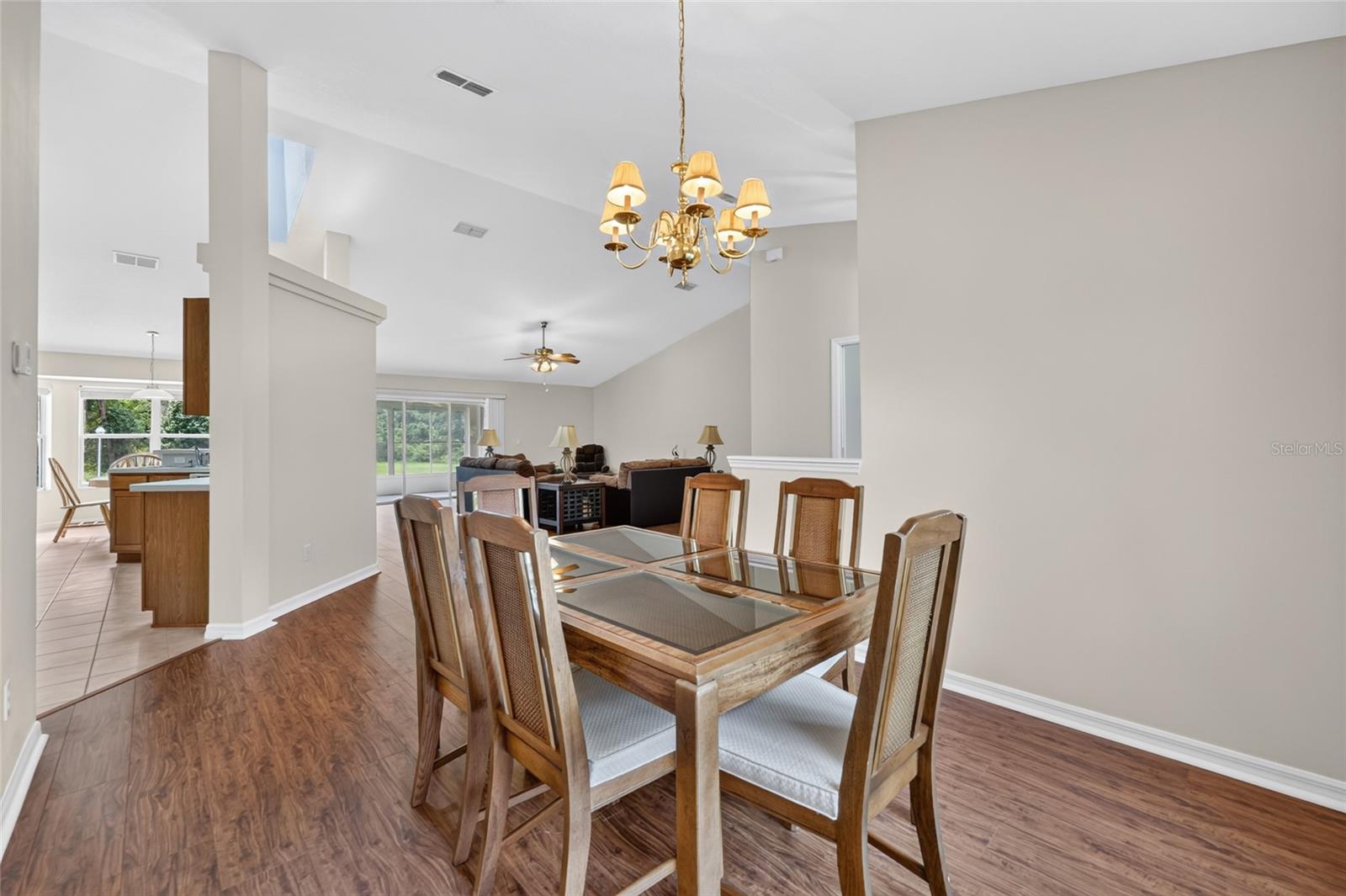 ROLLING RANCH ESTATE - Residential
