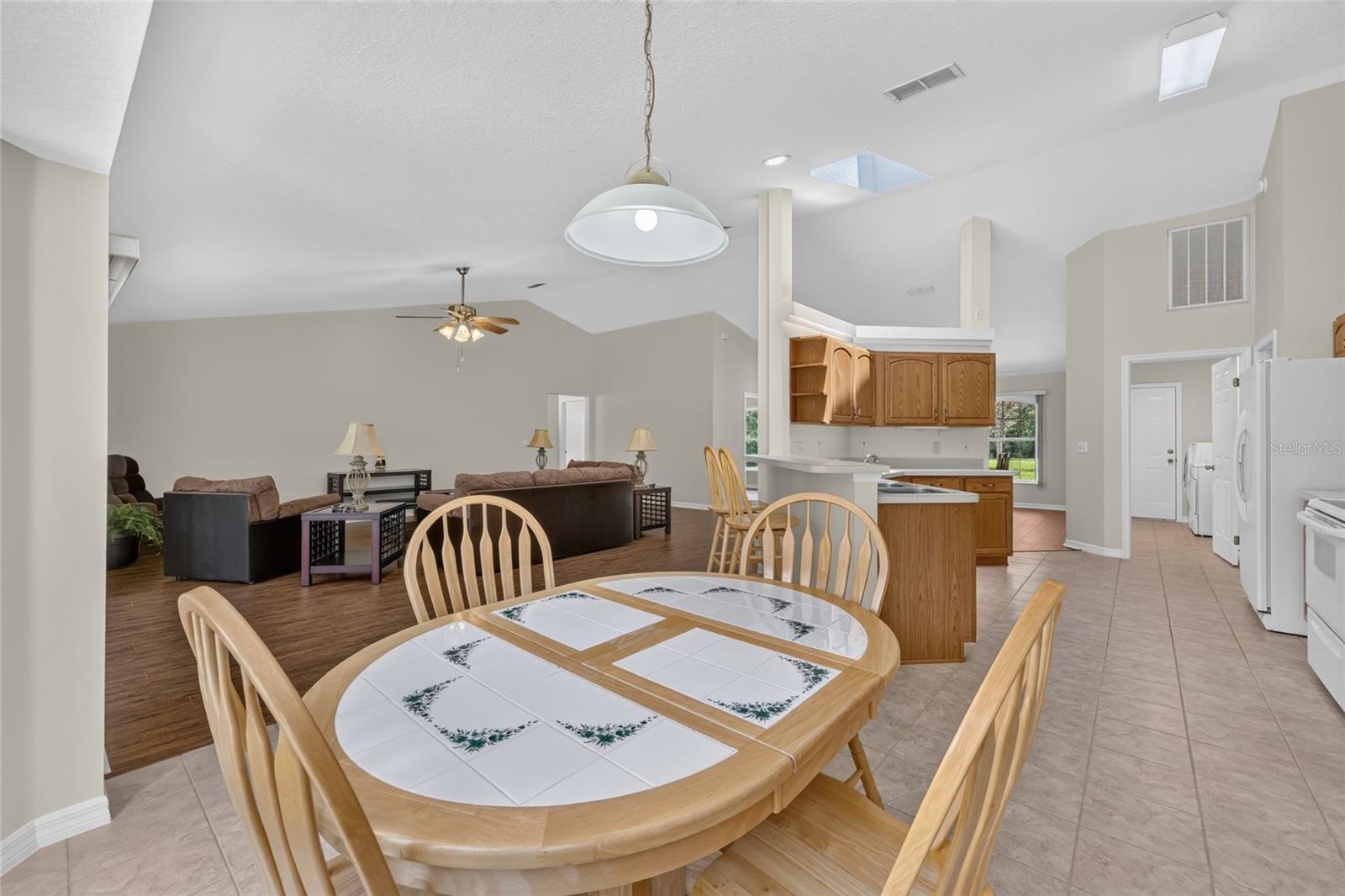 ROLLING RANCH ESTATE - Residential