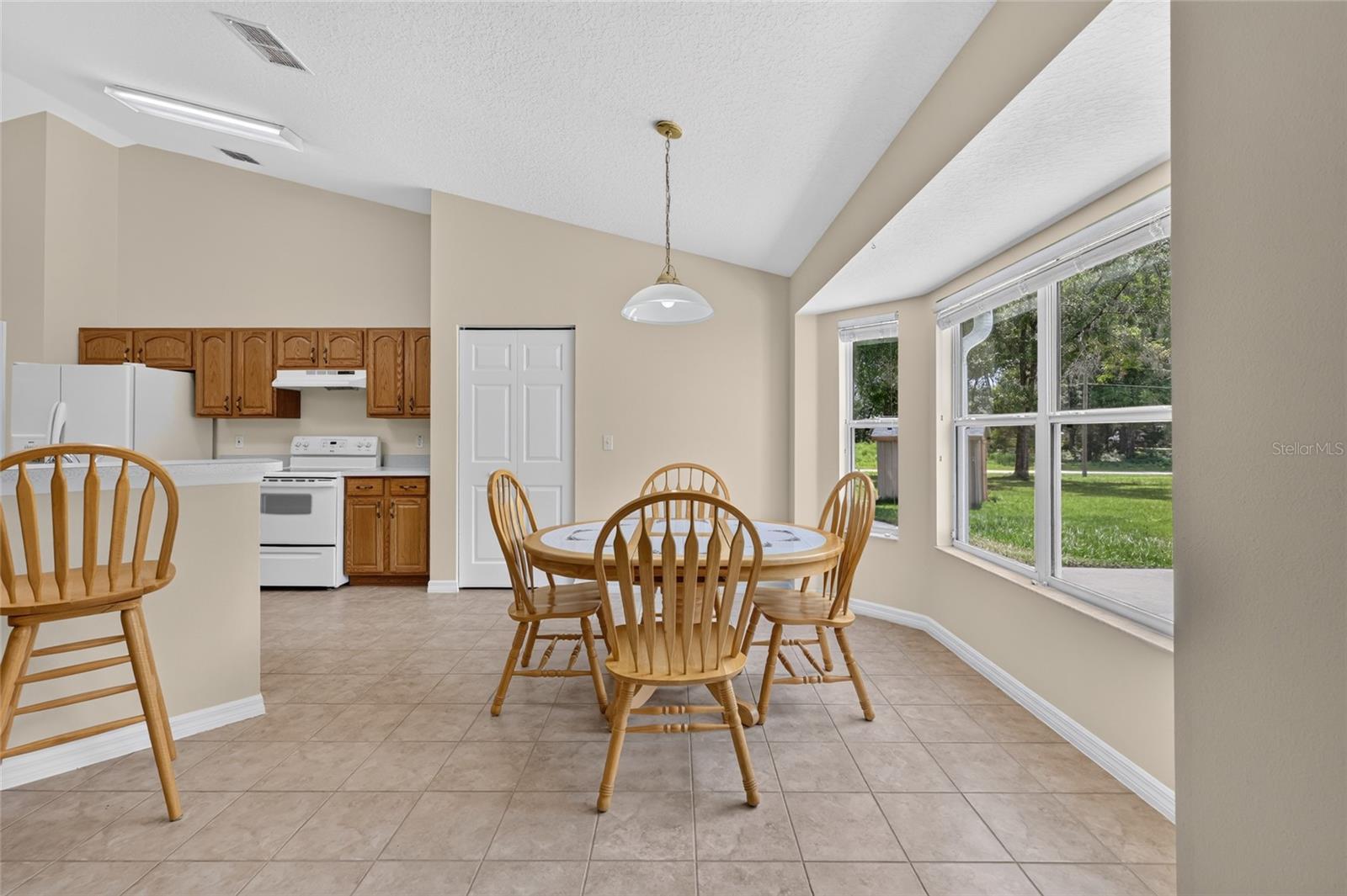 ROLLING RANCH ESTATE - Residential