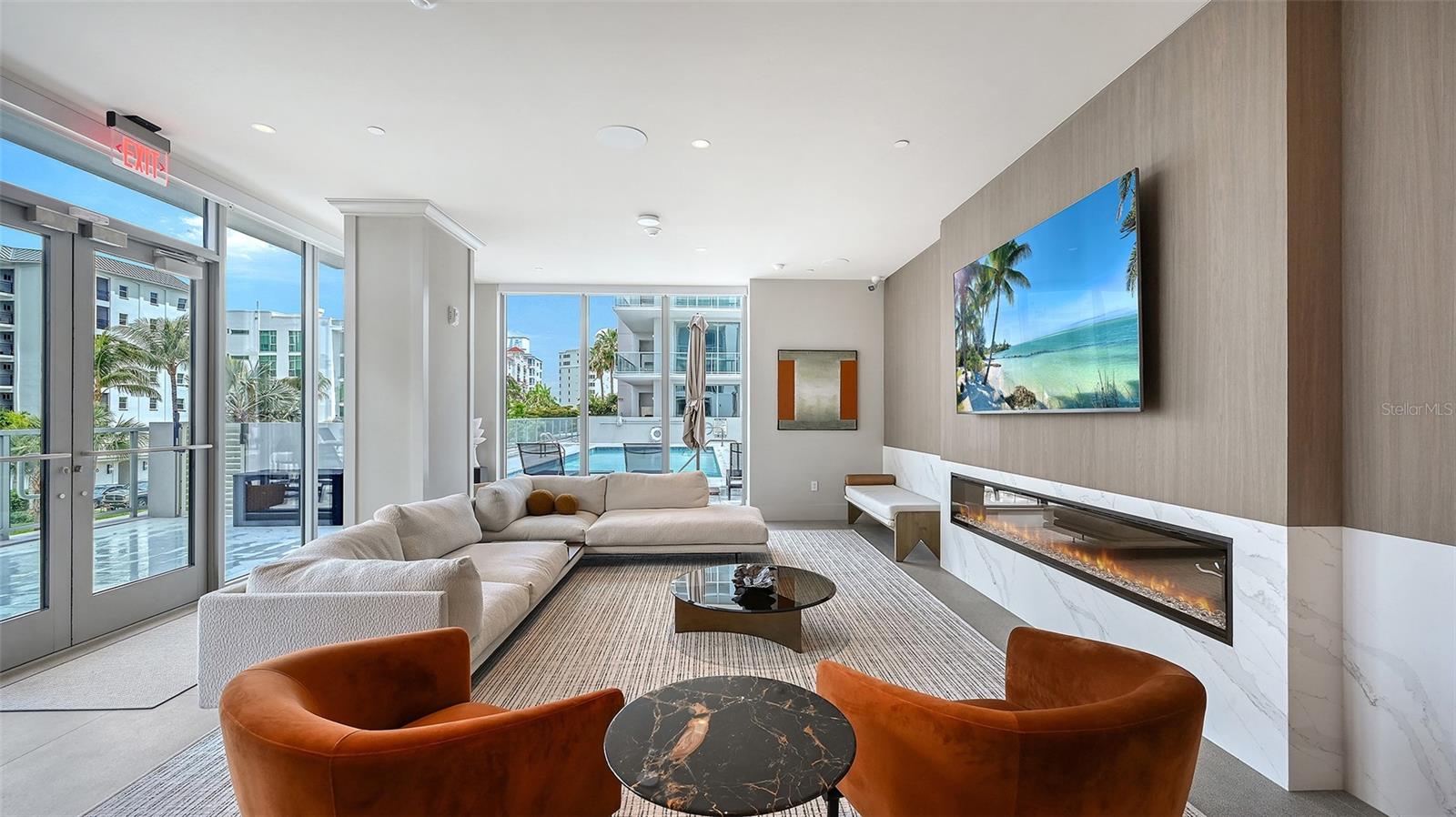 PENINSULA SARASOTA - Residential