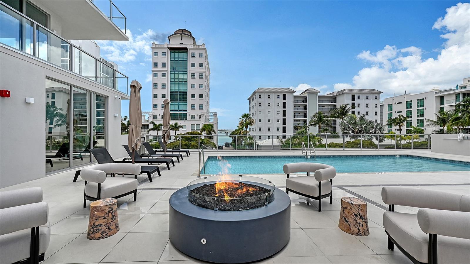 PENINSULA SARASOTA - Residential