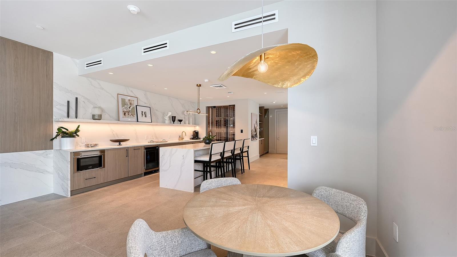 PENINSULA SARASOTA - Residential