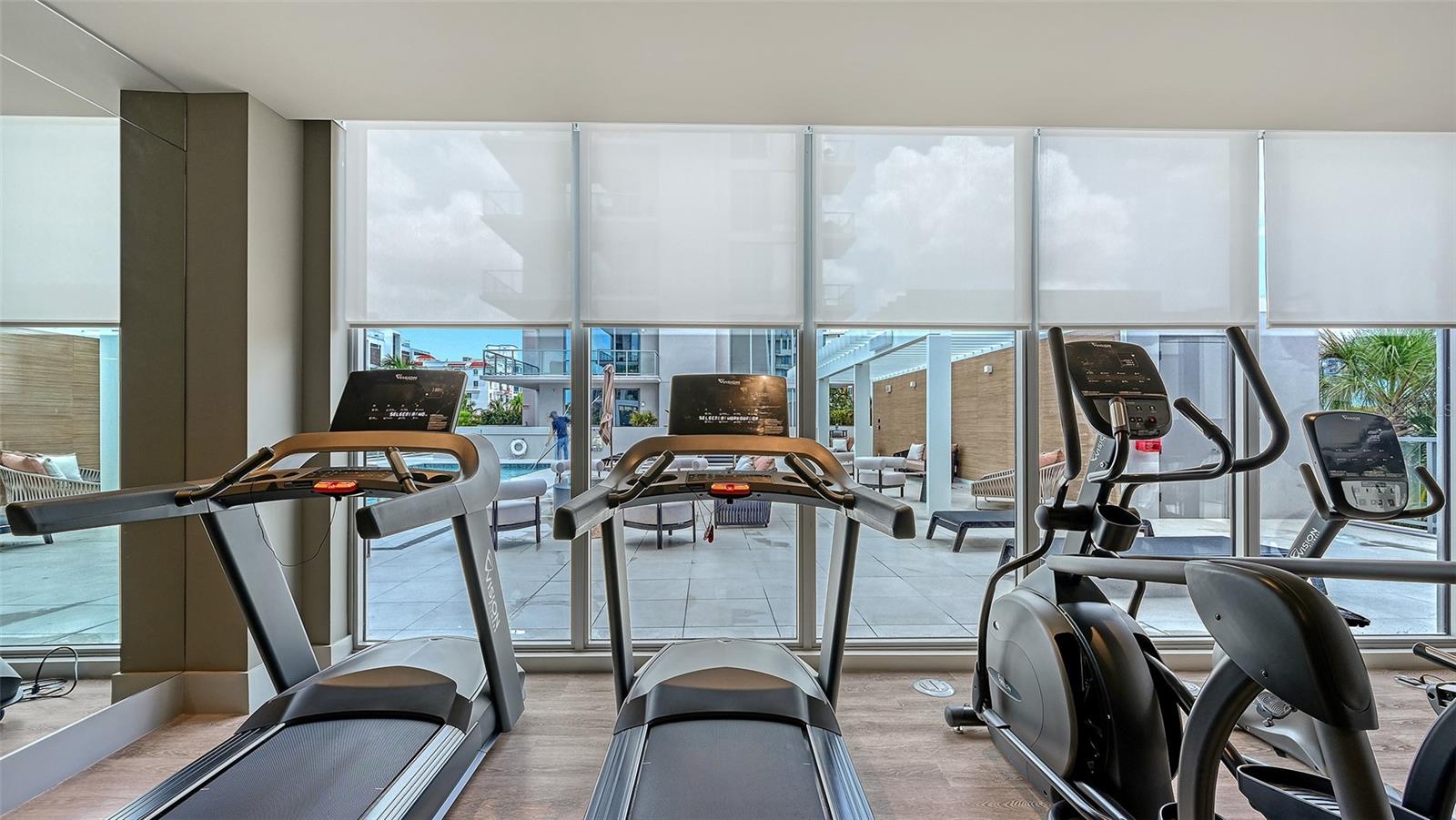 PENINSULA SARASOTA - Residential