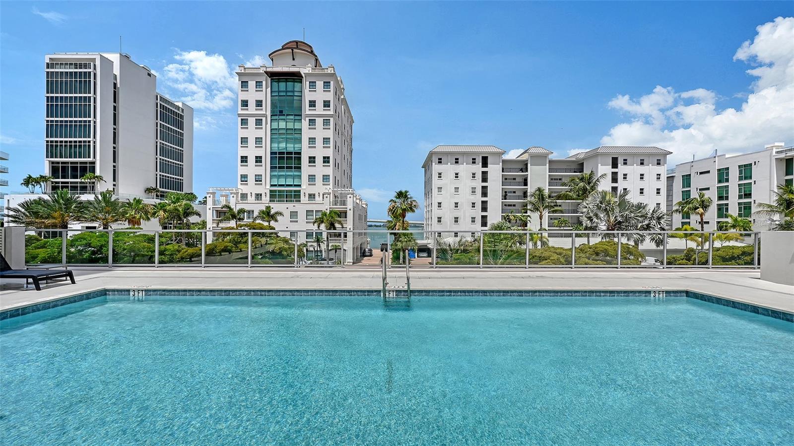 PENINSULA SARASOTA - Residential