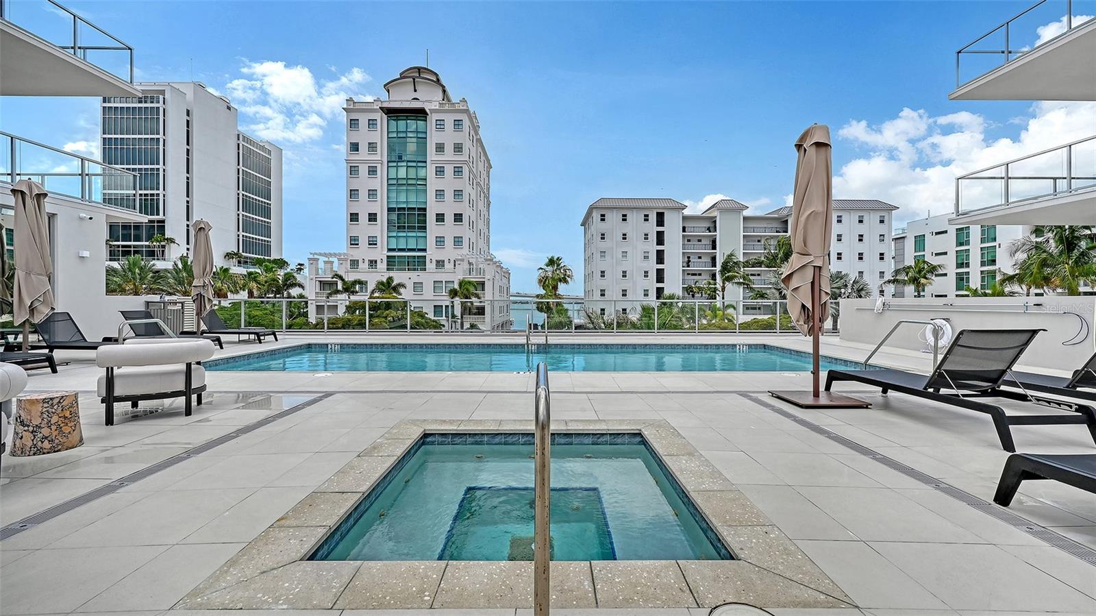 PENINSULA SARASOTA - Residential