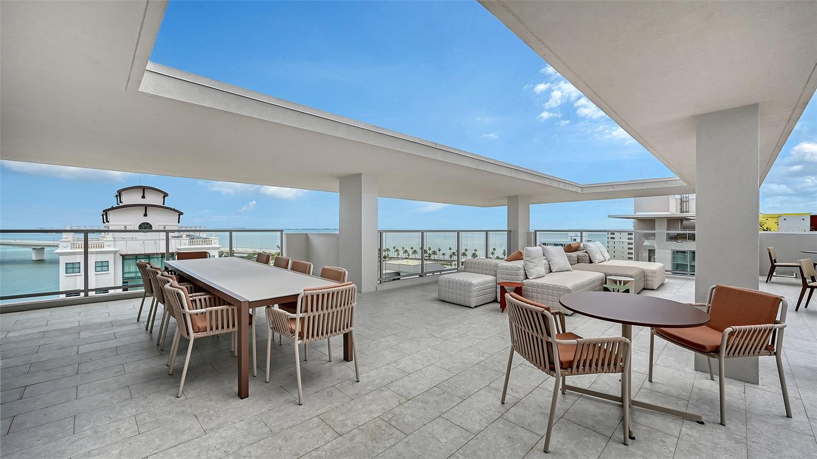 PENINSULA SARASOTA - Residential