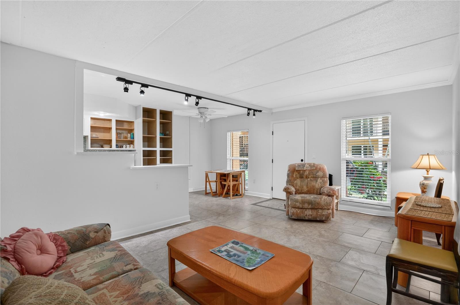 BOCA SHORES CONDO - Residential Lease