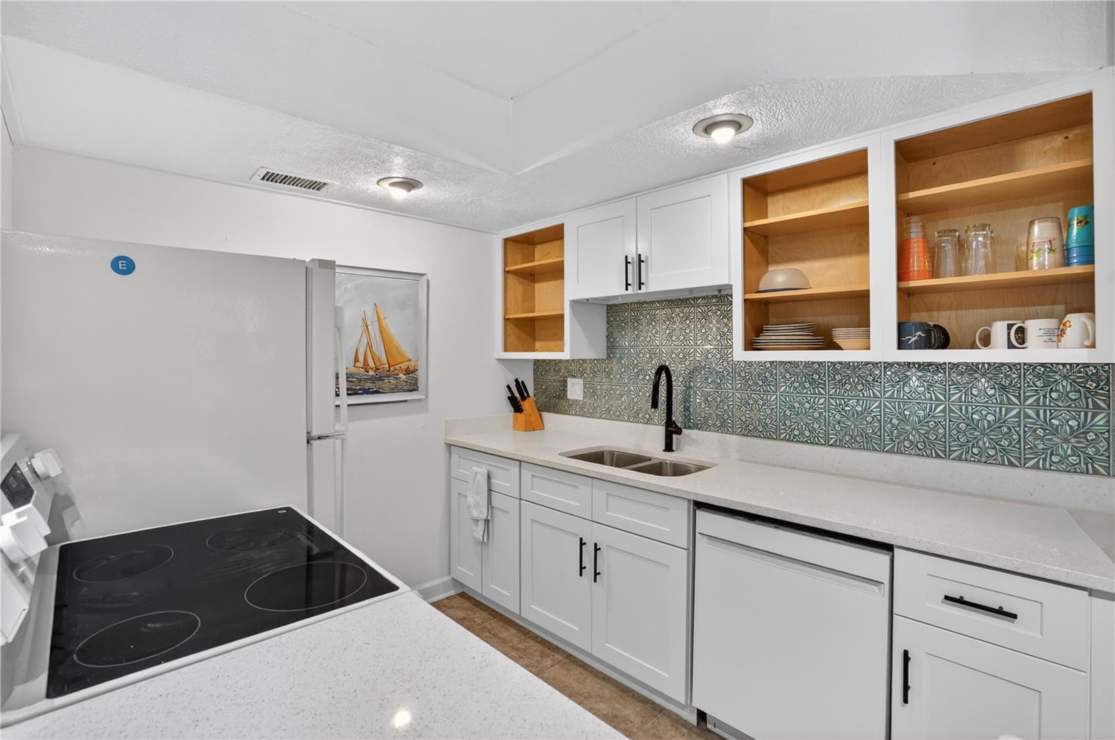 BOCA SHORES CONDO - Residential Lease